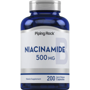 Flacone blu di integratore Niacinamide (vitamina B3) Piping Rock da 500 mg, con 200 capsule a rilascio rapido.