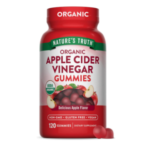 Flacone rosso di integratore Aceto di mele Gummies 500 mg” marca Nature’s Truth, con tappo verde, gusto mela, 120 caramelle gommose, senza OGM, glutine e vegano.